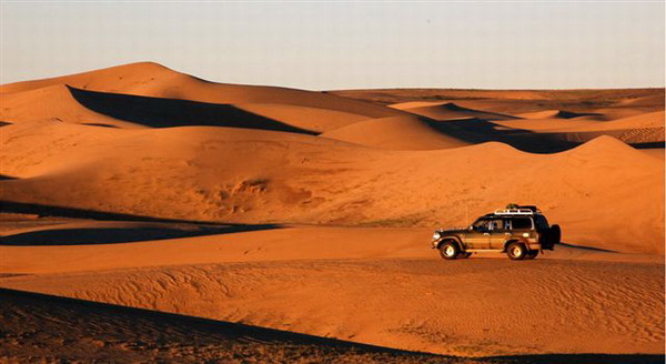 Knongoriin-Els-sand-dune.jpg